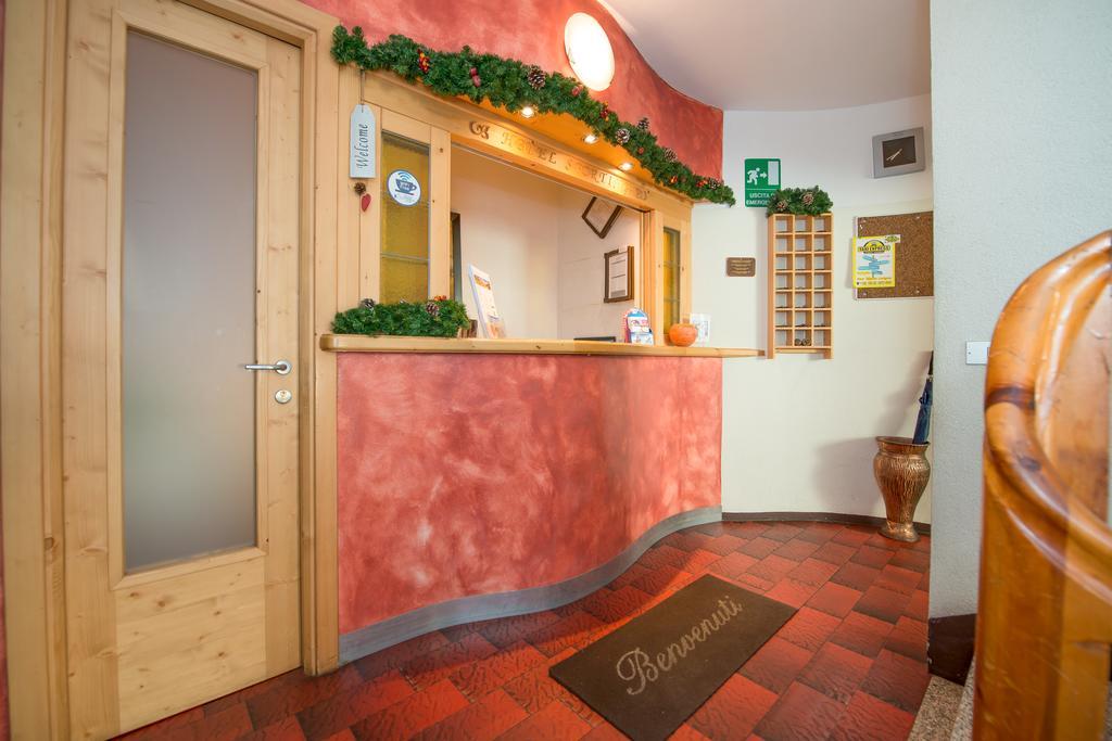 Dependance Sporting Hotel Livigno Eksteriør billede